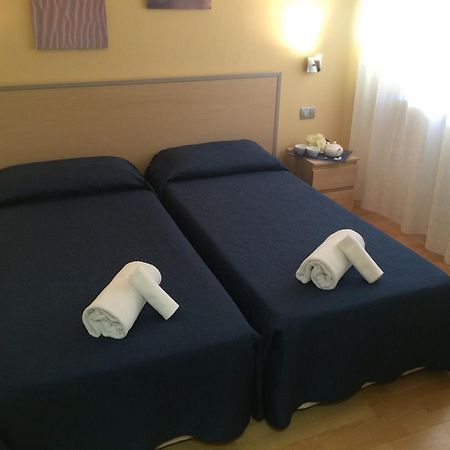 Hotel Butterfly 蒙特卡蒂尼泰尔梅 客房 照片