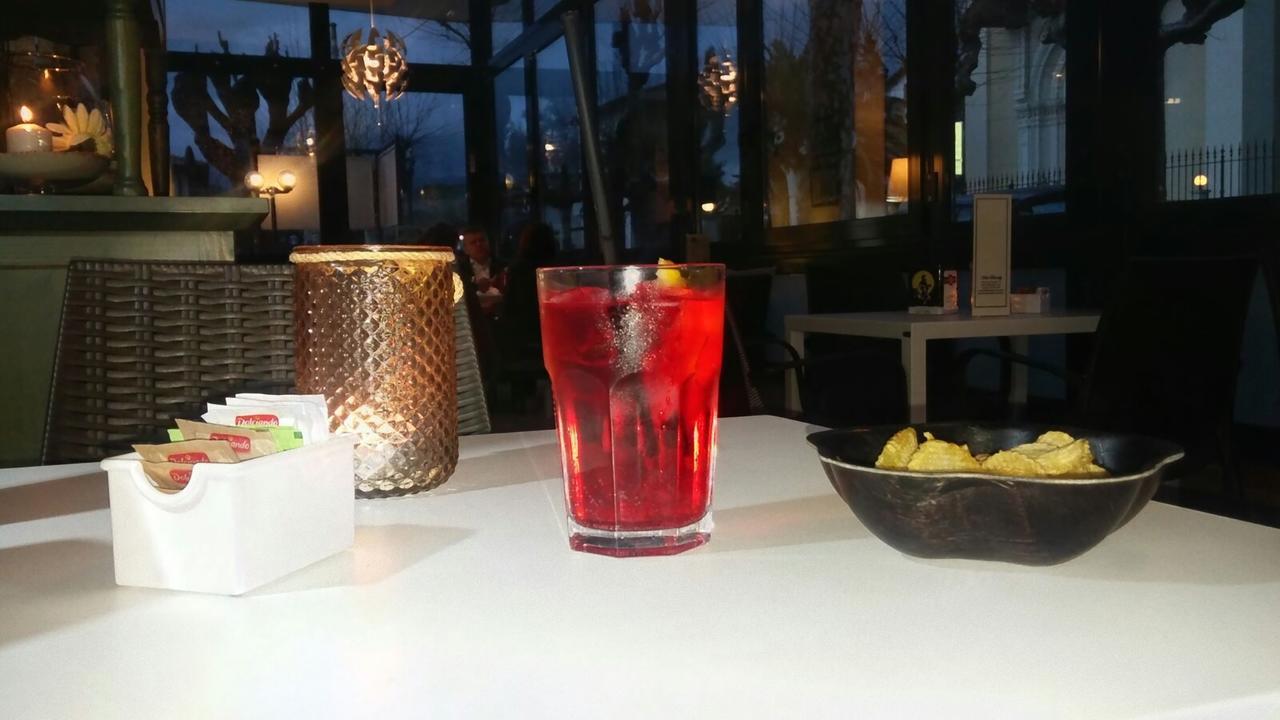 Hotel Butterfly 蒙特卡蒂尼泰尔梅 外观 照片